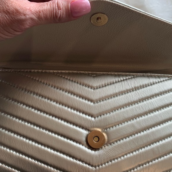 Silver Special Occasion Clutch NWT